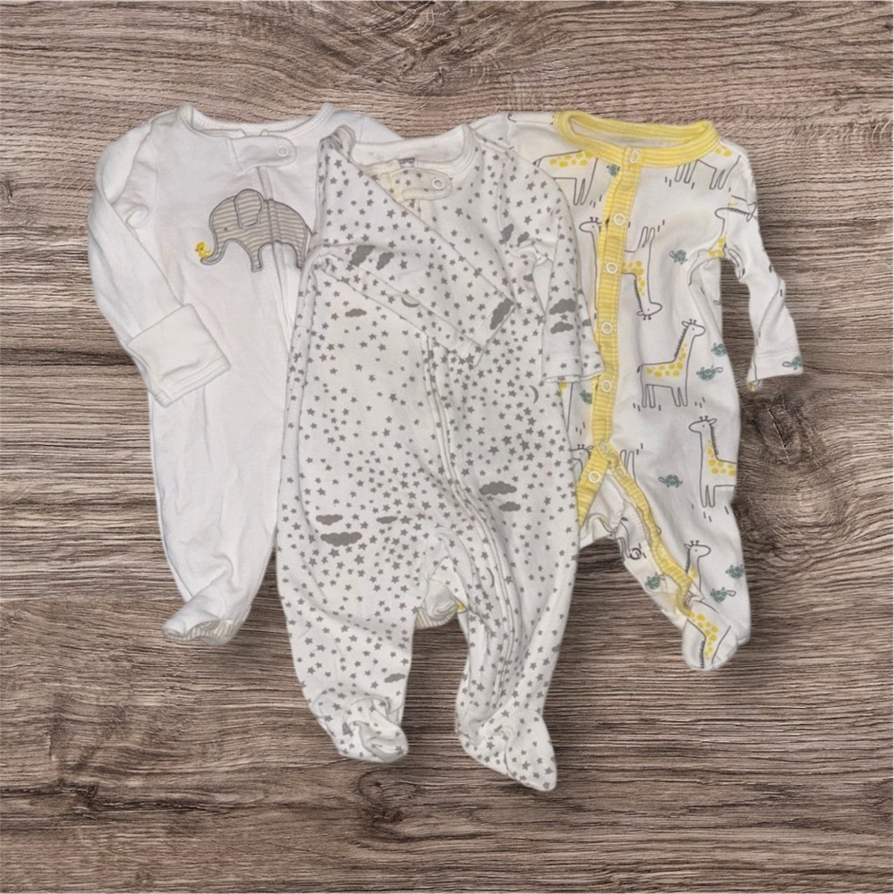 Gender Neutral Sleeper Set - White, Gray, Yellow